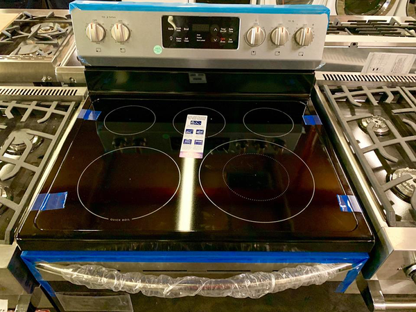 Frigidaire Gallery Electric Stove in stainless steel - New 4 Less Appliances