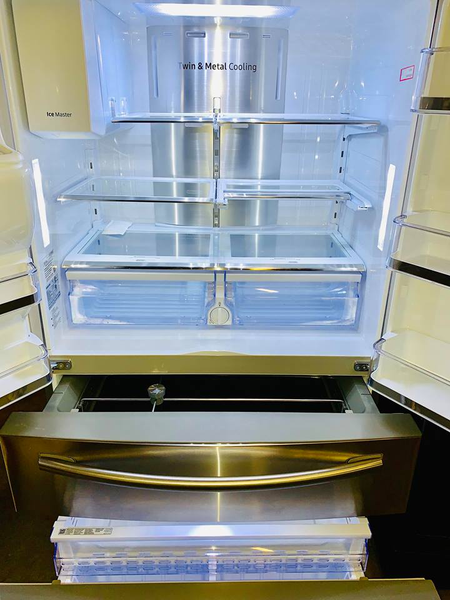 Samsung Family Hub French Refrigerator - New 4 Less Appliances