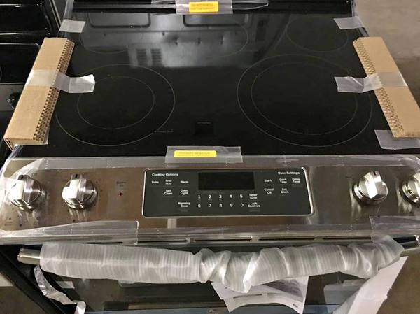 GE SLIDE IN ELECTRIC RANGE - New 4 Less Appliances