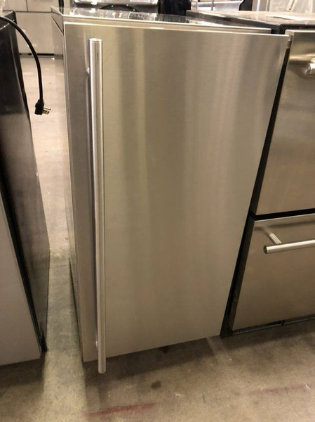 Ge 15" Gourmet Ice Maker - New 4 Less Appliances
